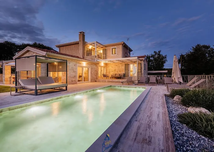 Mila Visignano By Awaytocroatia Vila