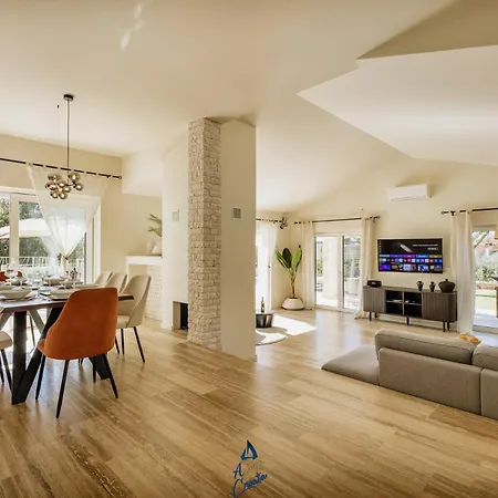Mila Visignano By Awaytocroatia Villa *