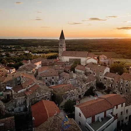 Villa Mila Visignano By Awaytocroatia Višnjan